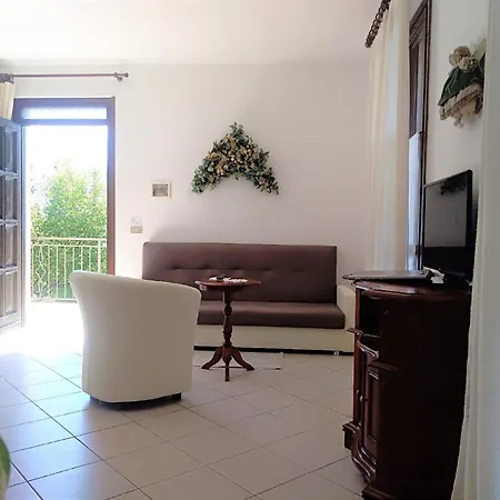 דירה Ferienwohnung In Der Zweiten Etage Fuer 4 Personen *